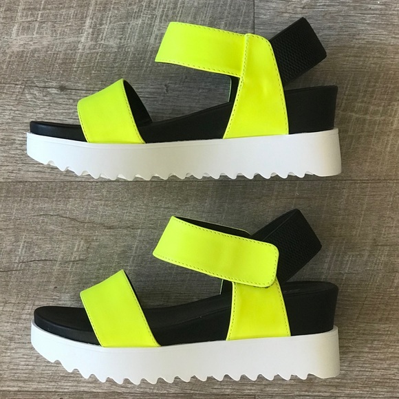 Neon Easy Strap Open Toe Lug Platform Sport Sandal - Picture 4 of 9